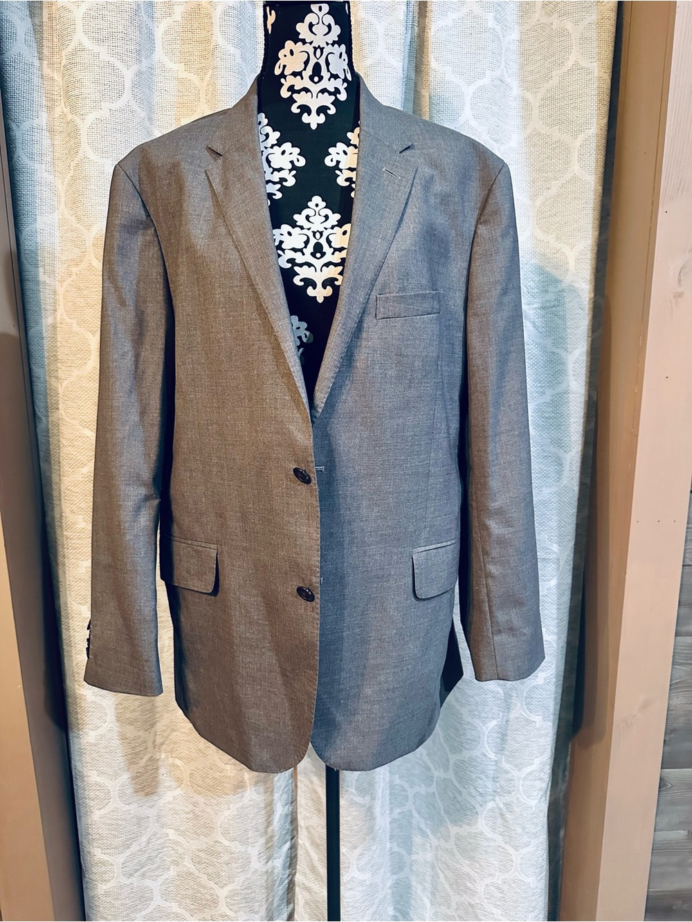 Lands End Classic Men's Wool Gray Blazer - Modern Tailored Fit 46R